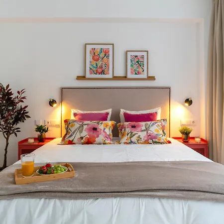 Apartment M23 *